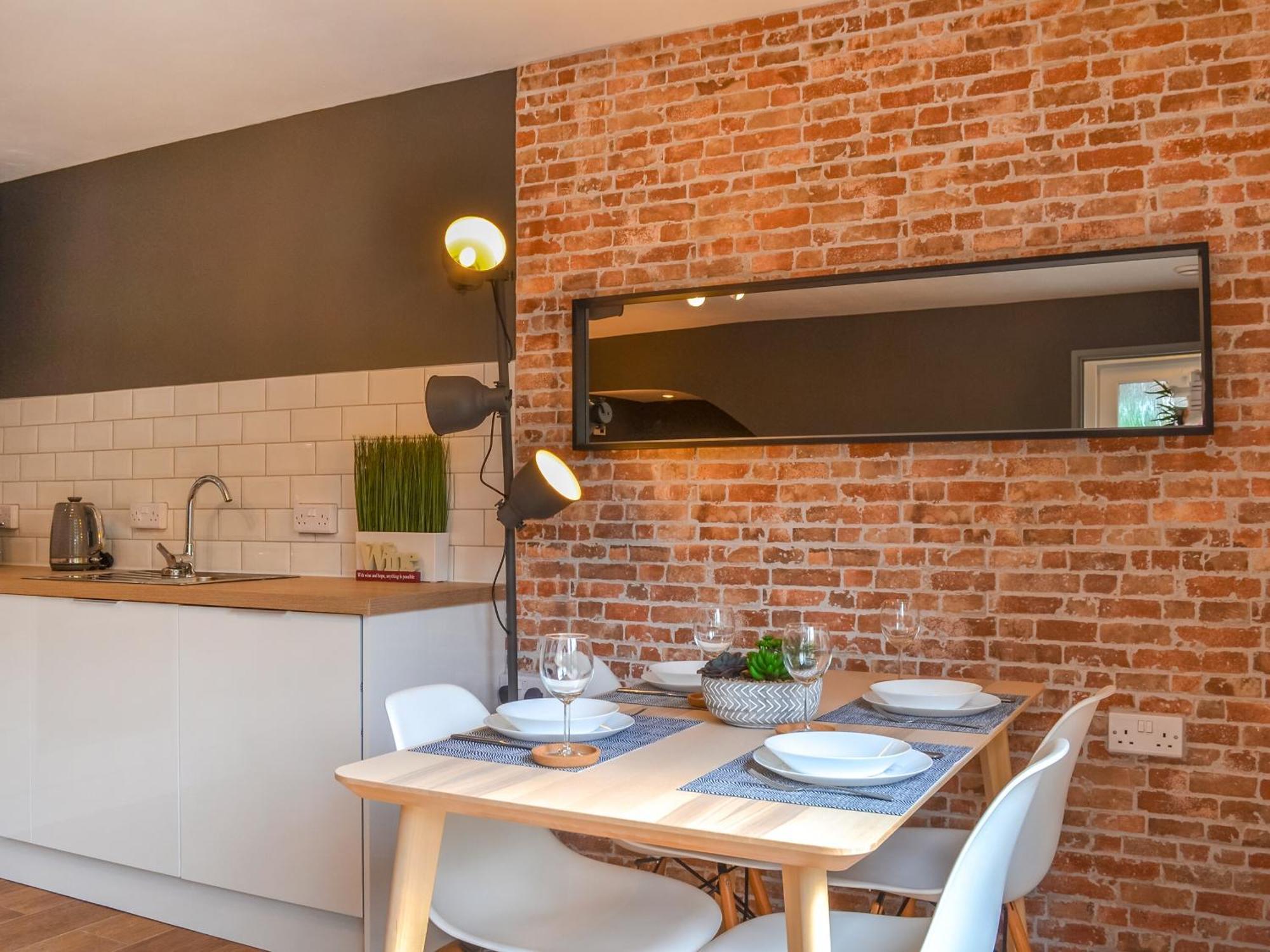 River Lodge Annexe Rhondda ภายนอก รูปภาพ